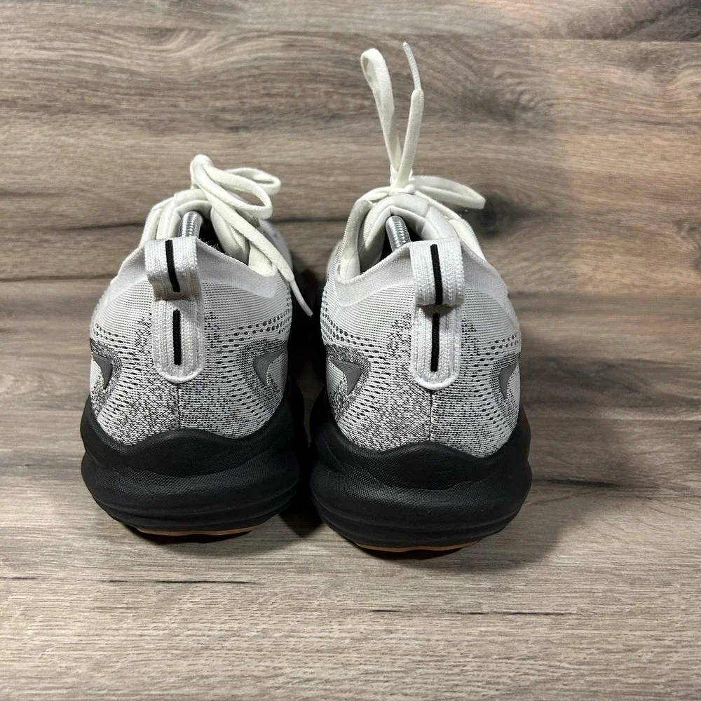 Brooks Glycerin 22 Men's Size 11.5 White Grey Running Shoes Sneakers Wide 2E